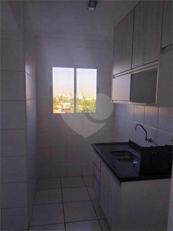 Apartamento à venda com 2 quartos, 63m² - Foto 2