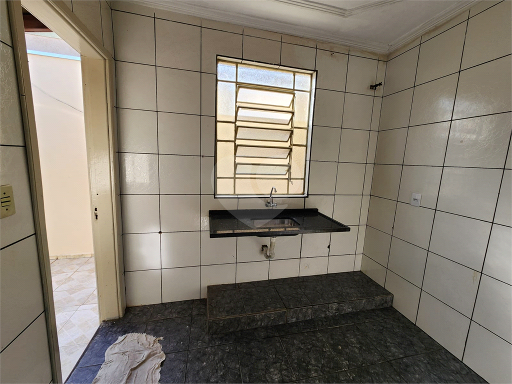 Casa à venda com 3 quartos, 196m² - Foto 3