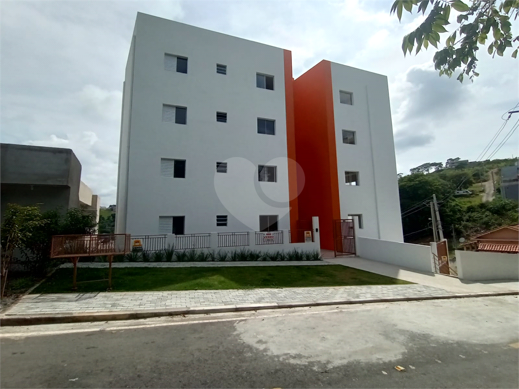 Apartamento à venda com 2 quartos, 55m² - Foto 2