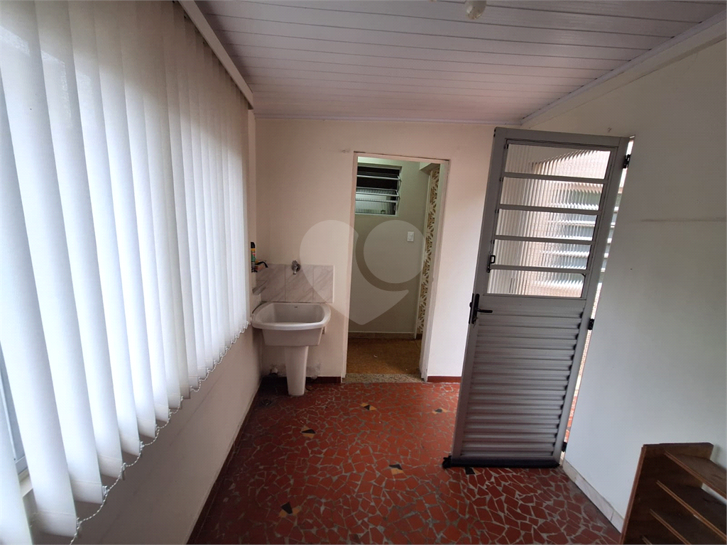 Sobrado à venda com 3 quartos, 217m² - Foto 25