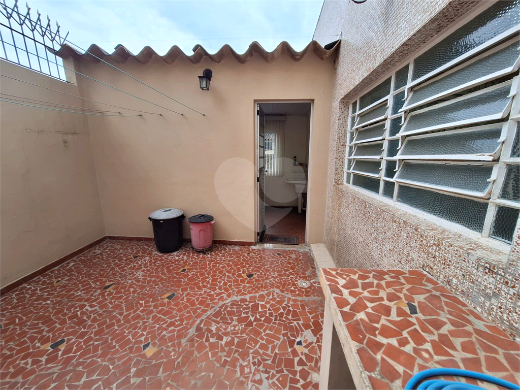 Sobrado à venda com 3 quartos, 217m² - Foto 27