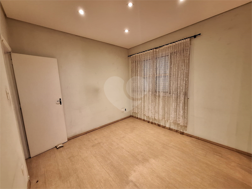 Sobrado à venda com 3 quartos, 217m² - Foto 16