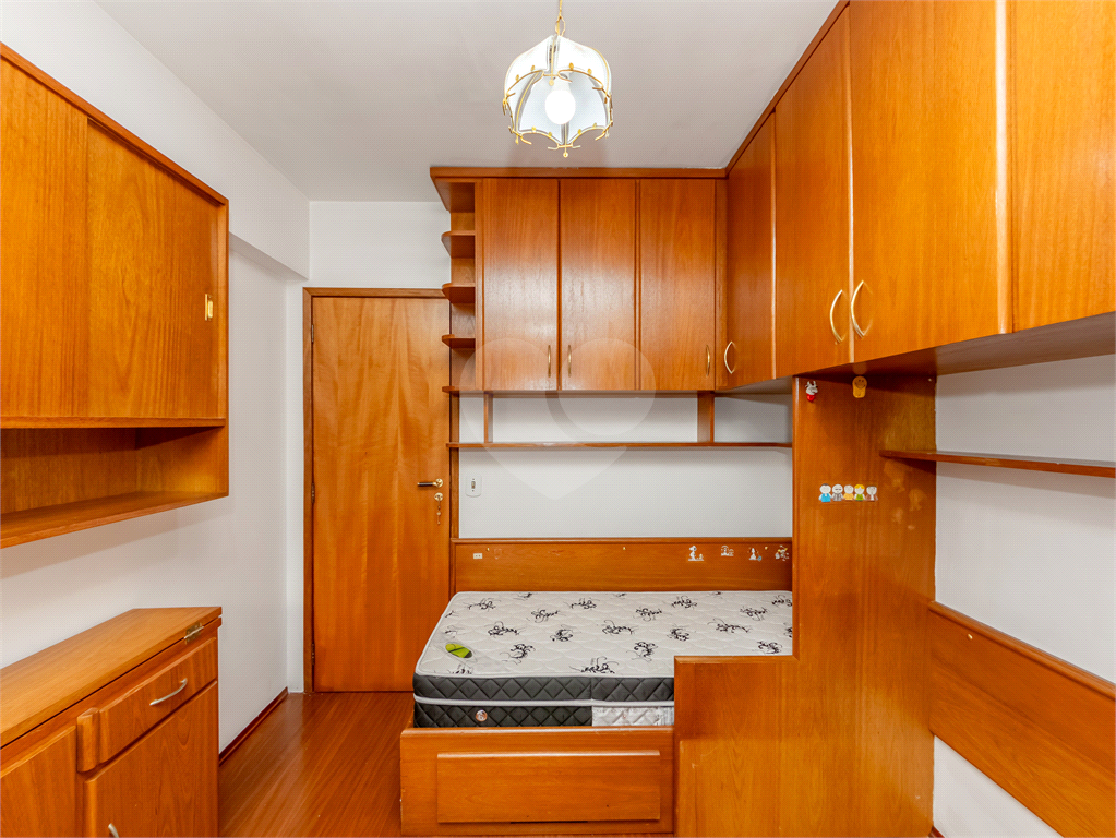 APARTAMENTO 2 DOMRITÓRIOS À VENDA NA SAÚDE