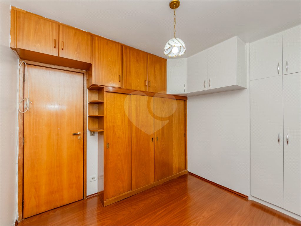 APARTAMENTO 2 DOMRITÓRIOS À VENDA NA SAÚDE