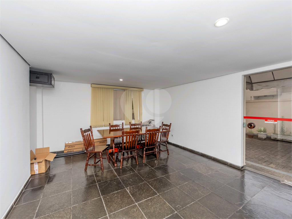 APARTAMENTO 2 DOMRITÓRIOS À VENDA NA SAÚDE
