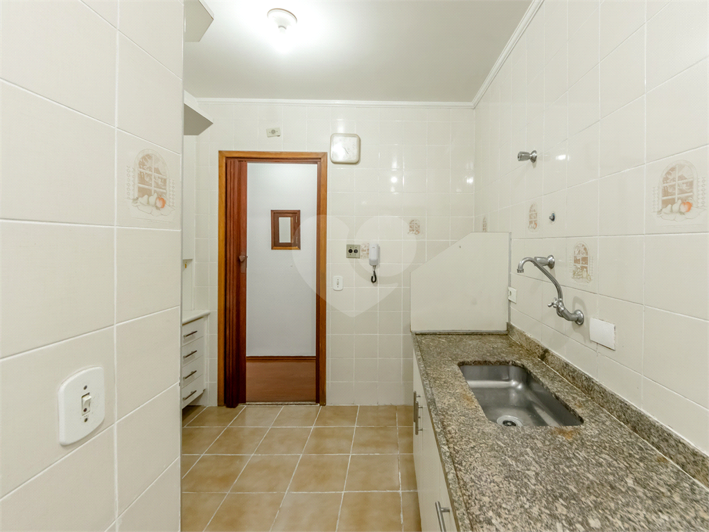 APARTAMENTO 2 DOMRITÓRIOS À VENDA NA SAÚDE