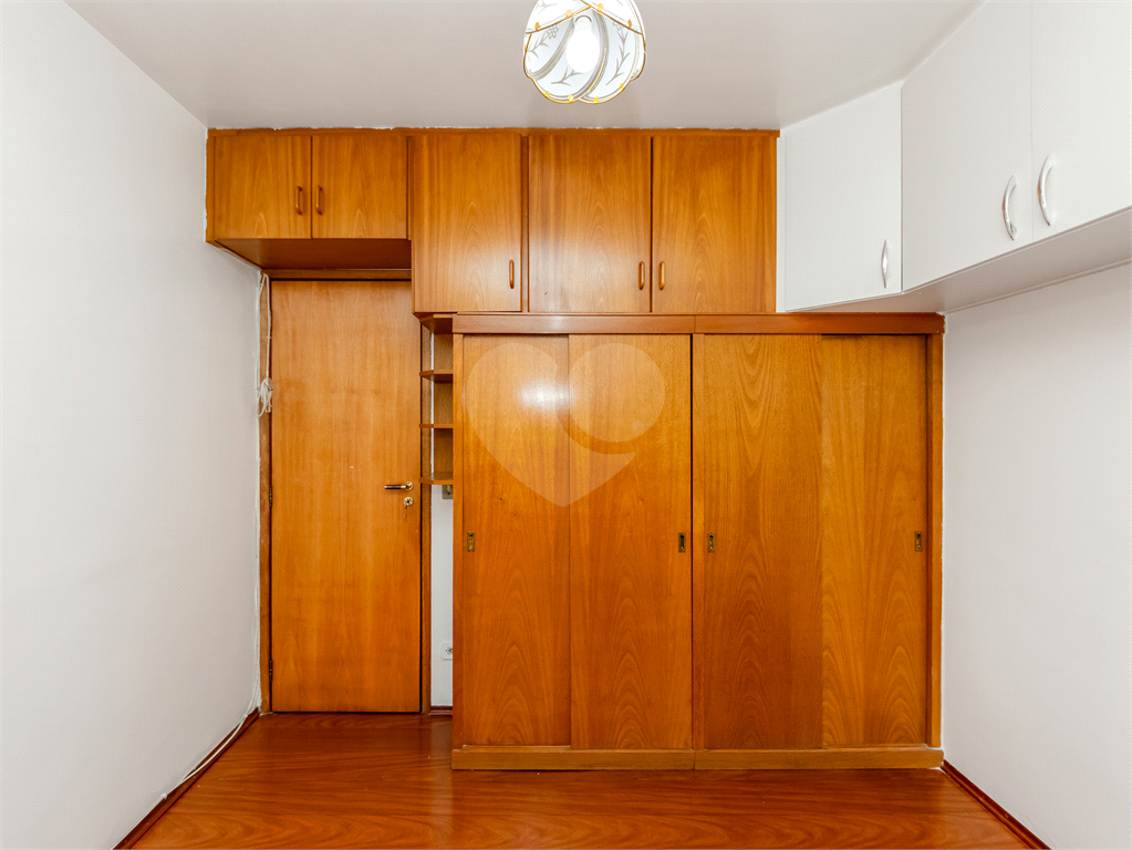 APARTAMENTO 2 DOMRITÓRIOS À VENDA NA SAÚDE