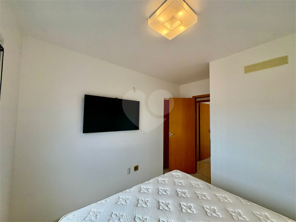 Apartamento à venda com 3 quartos, 85m² - Foto 15