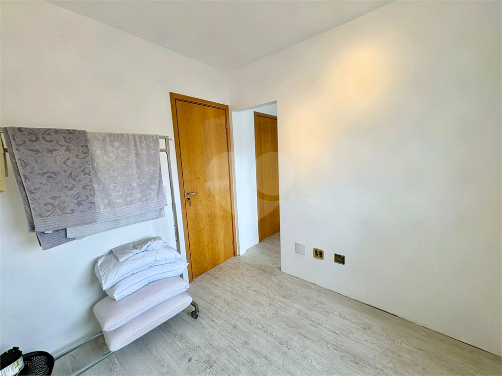 Apartamento à venda com 3 quartos, 85m² - Foto 18