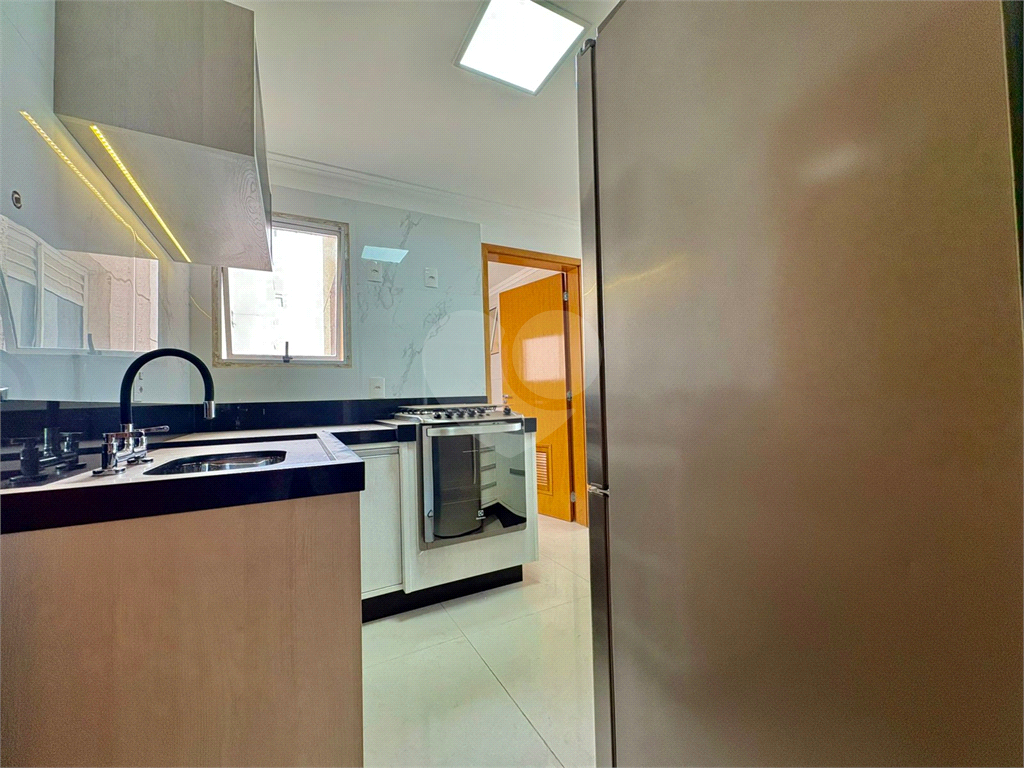 Apartamento à venda com 3 quartos, 85m² - Foto 7