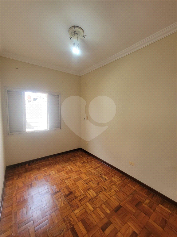 Casa para alugar com 3 quartos, 230m² - Foto 38