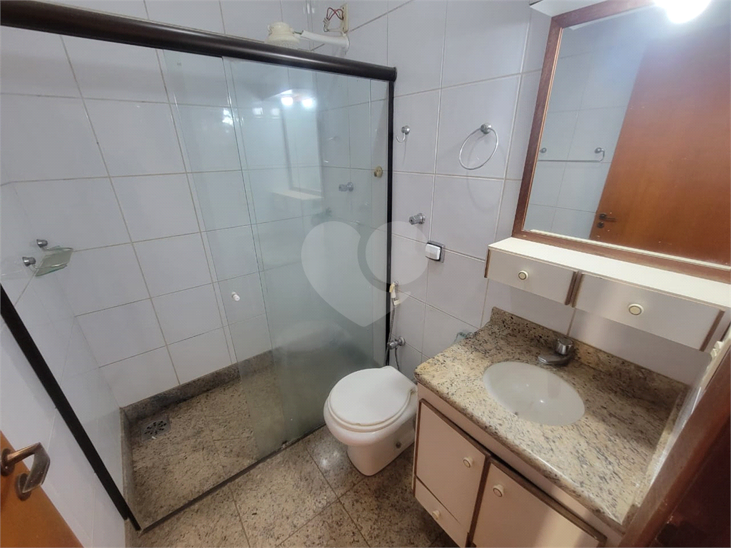 Casa para alugar com 3 quartos, 230m² - Foto 21