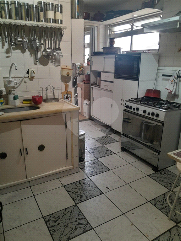 APARTAMENTO em PERDIZES
