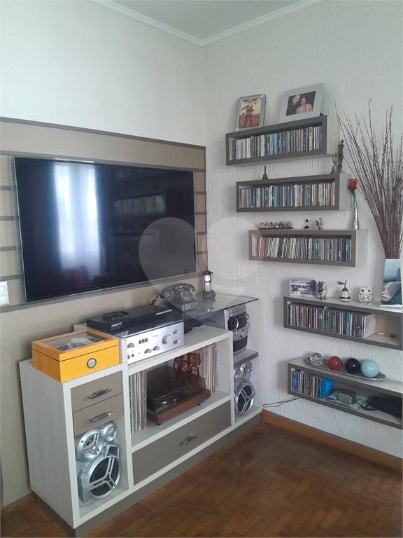 APARTAMENTO em PERDIZES