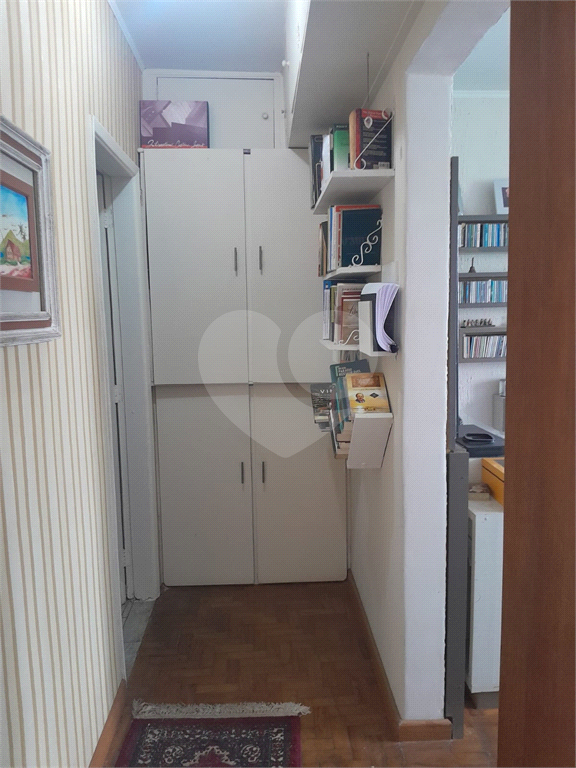 APARTAMENTO em PERDIZES