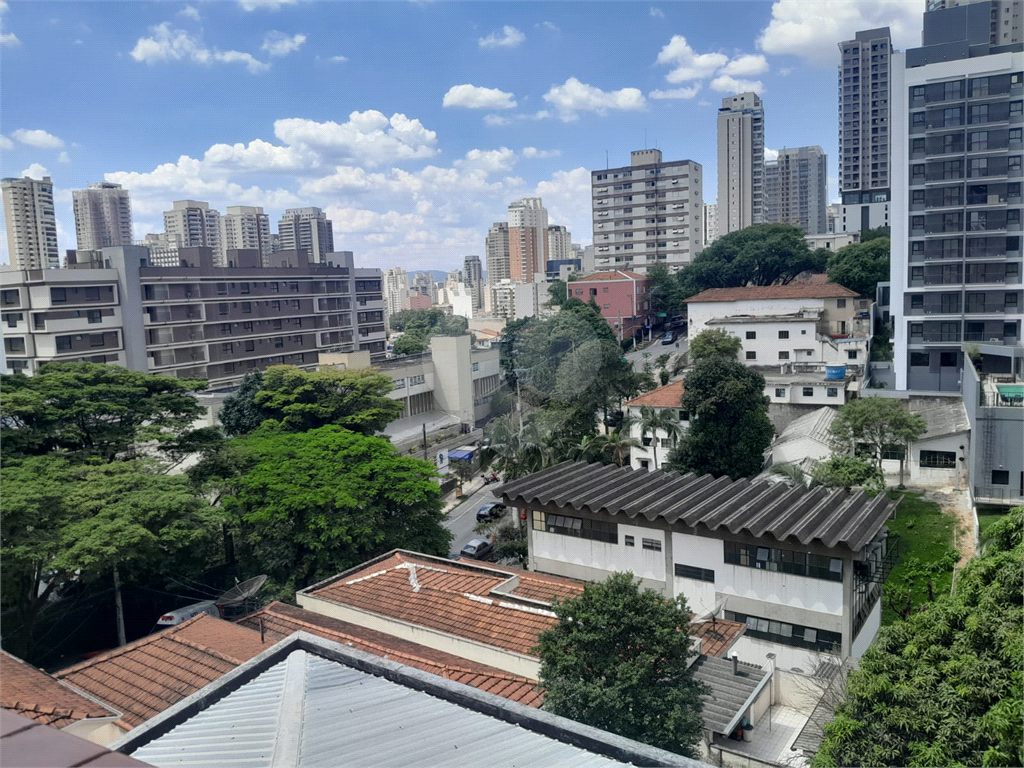 APARTAMENTO em PERDIZES