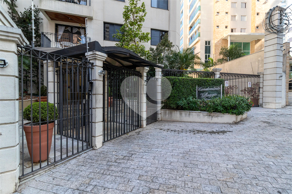 APARTAMENTO em SANTANA