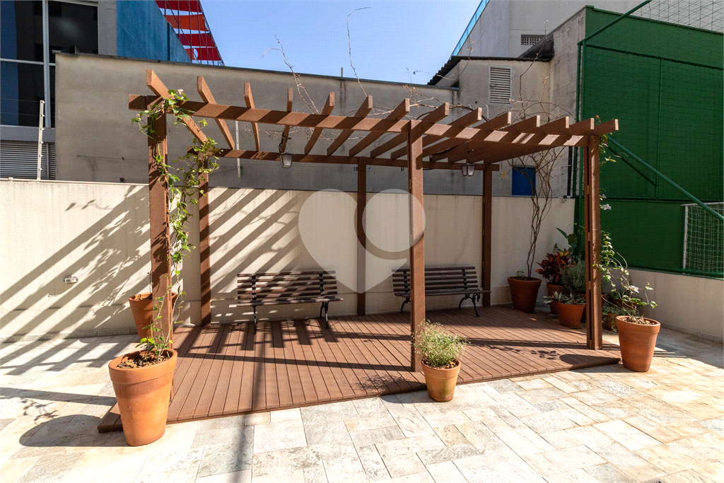 APARTAMENTO em SANTANA