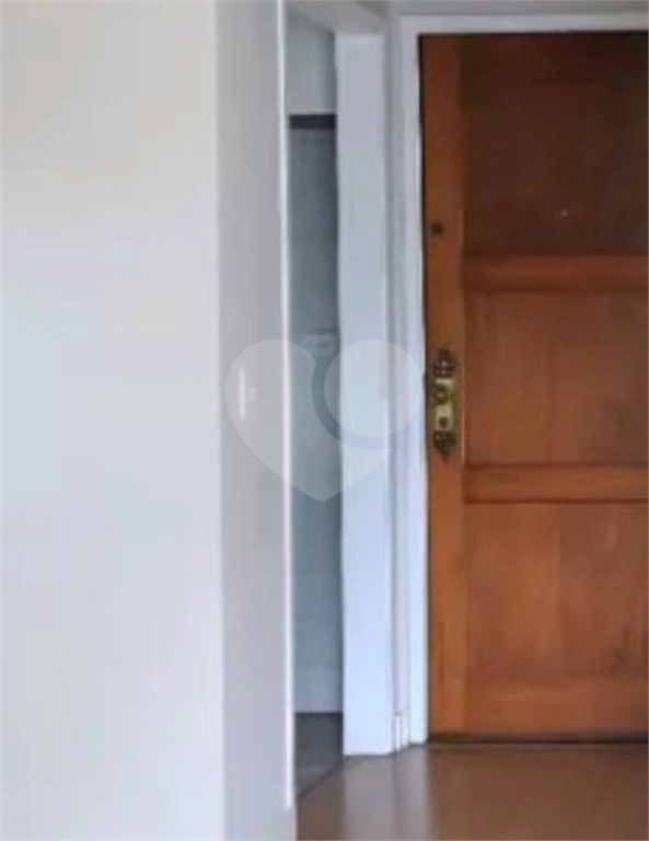 APARTAMENTO em SANTANA