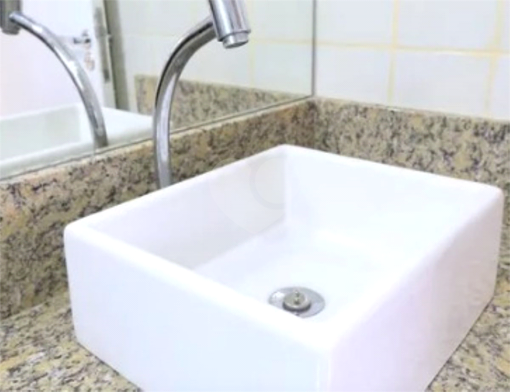 APARTAMENTO em SANTANA