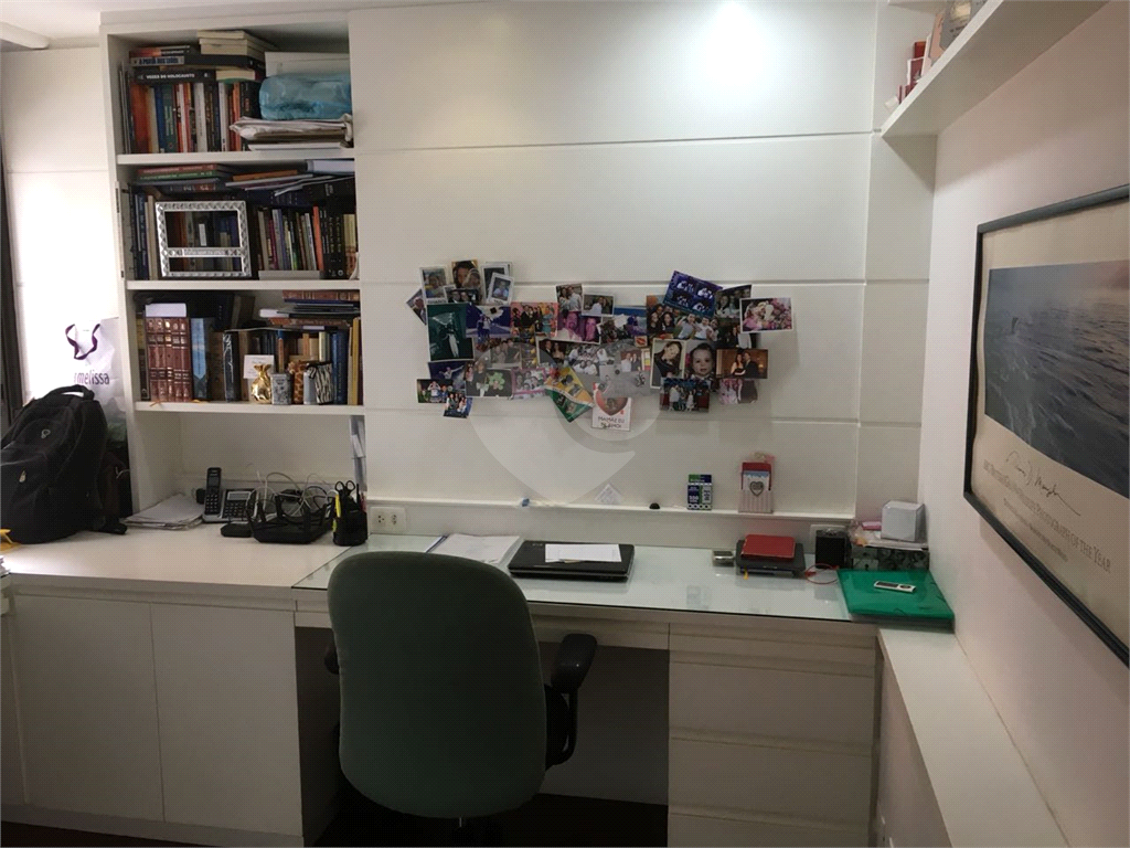 APARTAMENTO em JARDIM PAULISTA