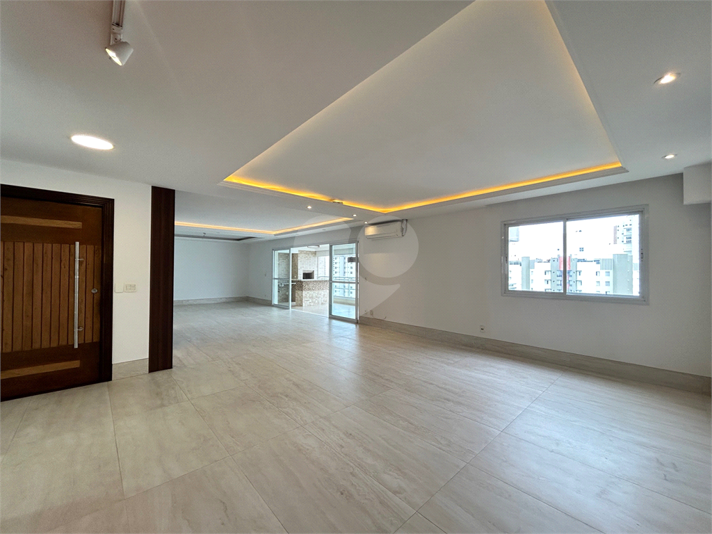 Apartamento na Vila Leopoldina de 210m2 com Hall Privativo em andar alto