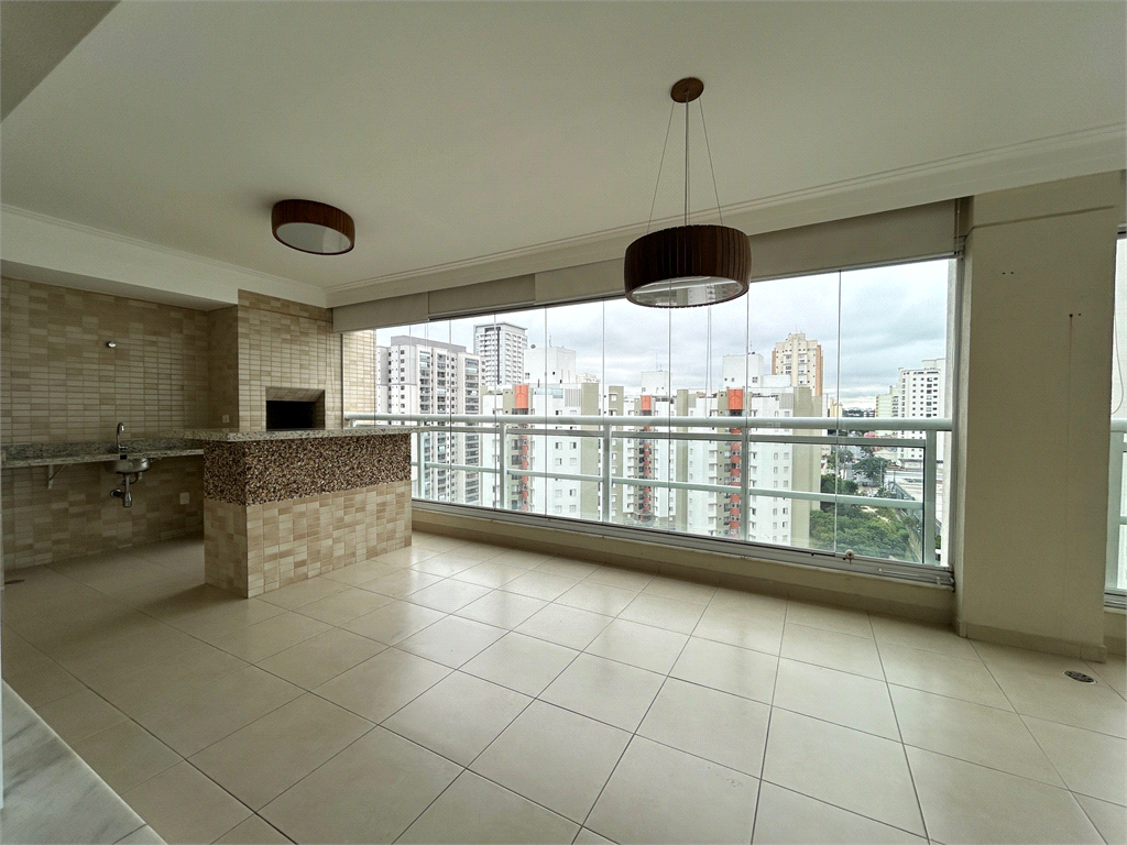 Apartamento na Vila Leopoldina de 210m2 com Hall Privativo em andar alto