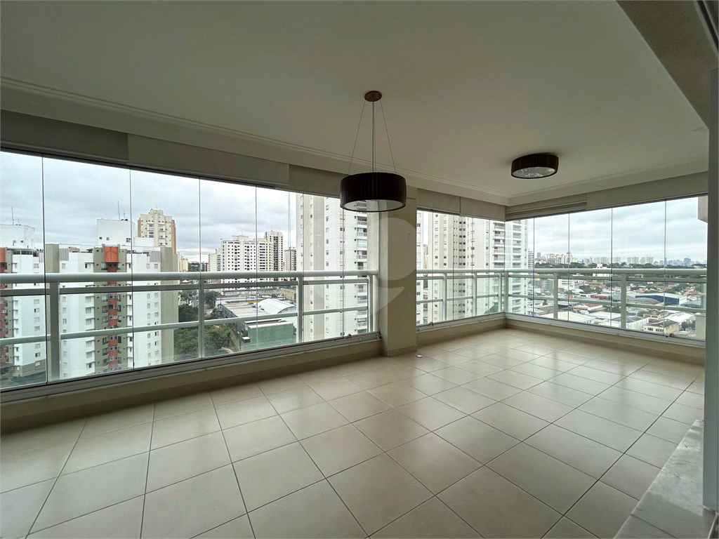 Apartamento na Vila Leopoldina de 210m2 com Hall Privativo em andar alto