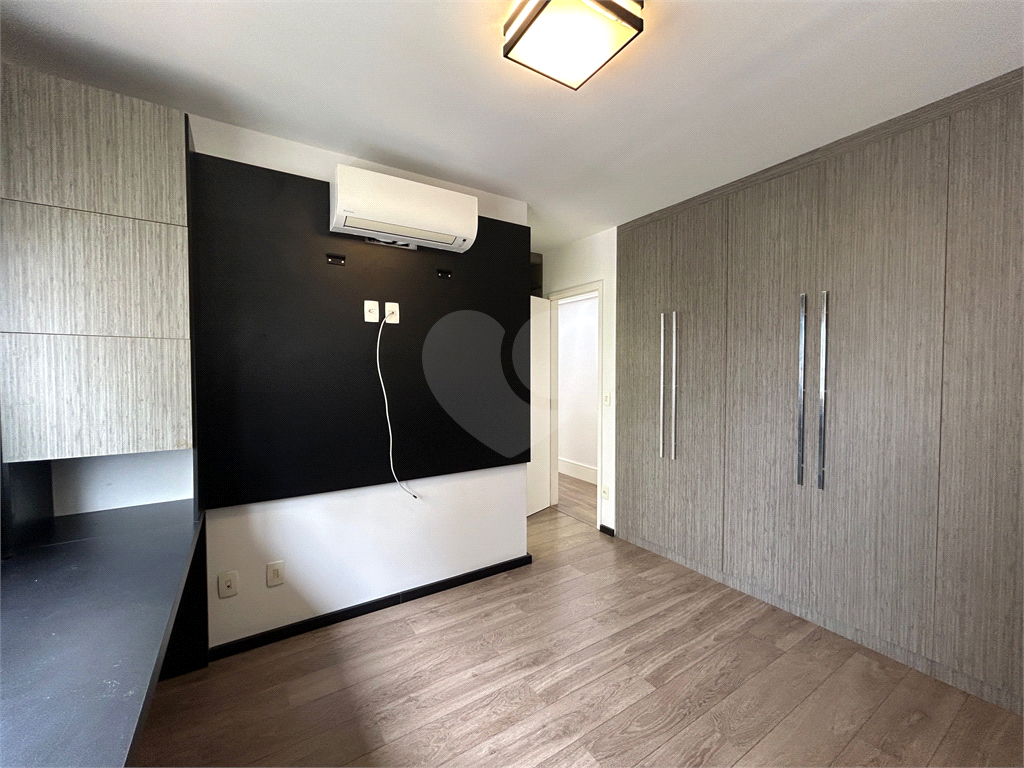 Apartamento na Vila Leopoldina de 210m2 com Hall Privativo em andar alto