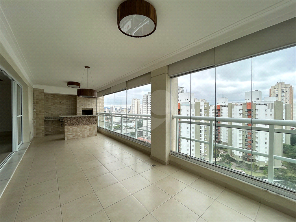 Apartamento na Vila Leopoldina de 210m2 com Hall Privativo em andar alto