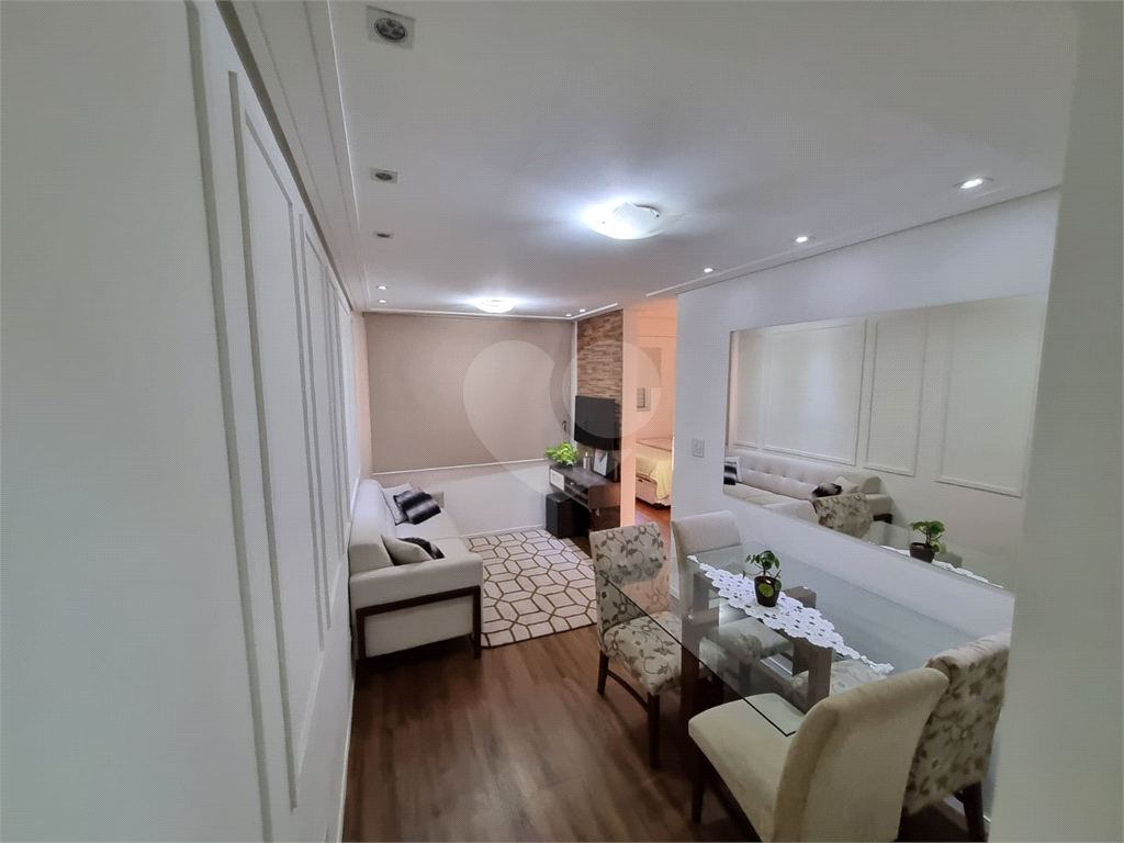 Apartamento à venda na região da Lapa, bairro da Água Branca