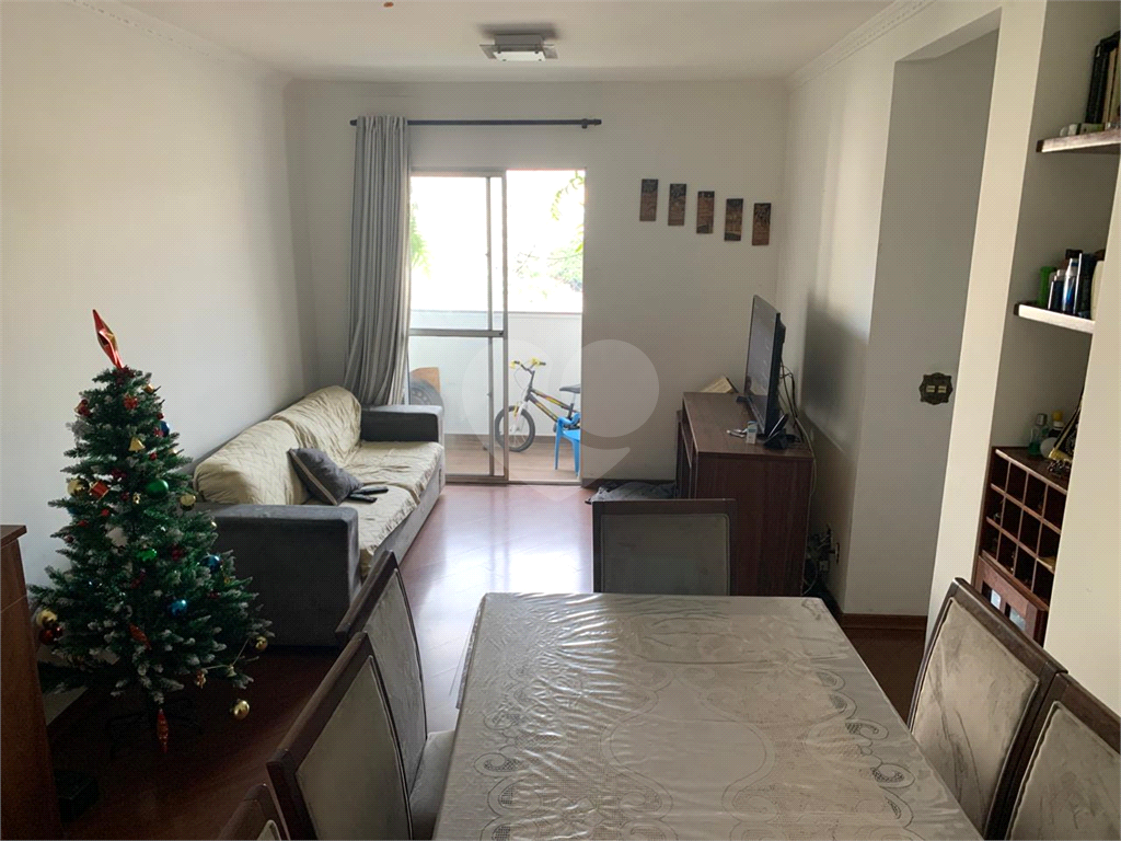 Apartamento à venda com 3 quartos, 70m² - Foto 4