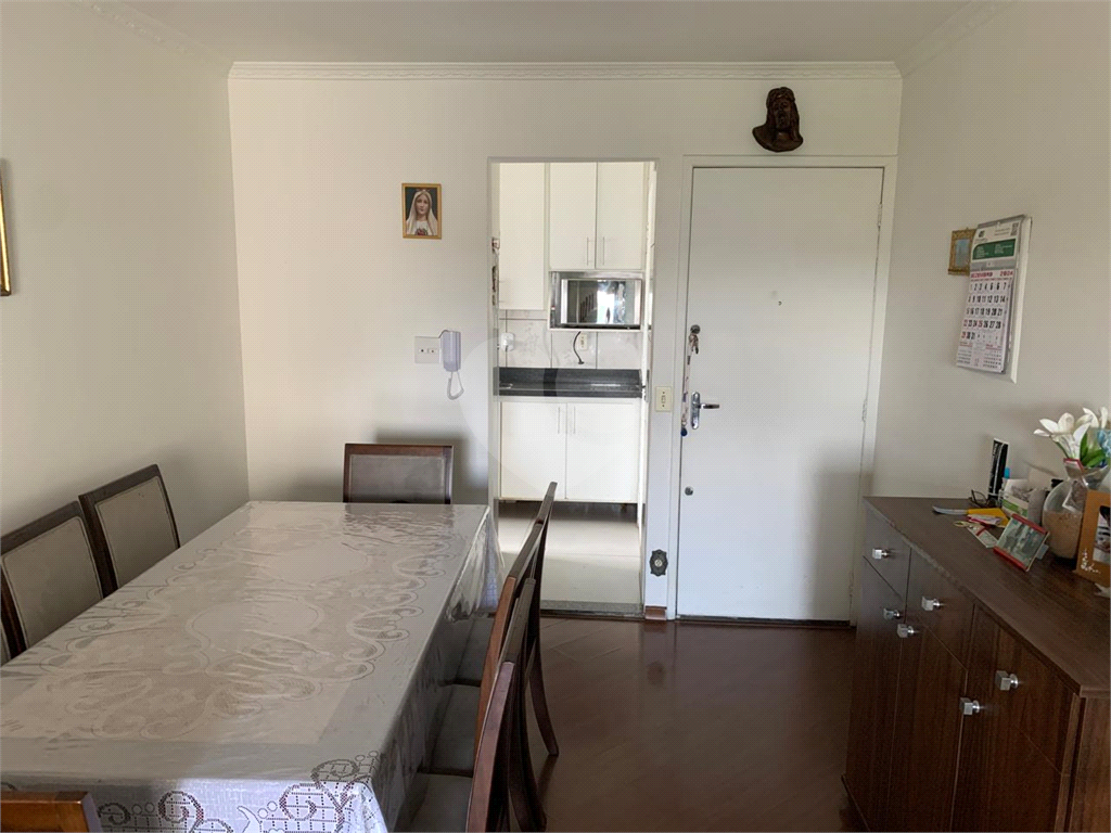 Apartamento à venda com 3 quartos, 70m² - Foto 3