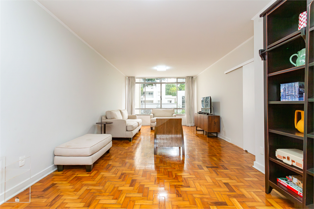 APARTAMENTO em JARDIM PAULISTA