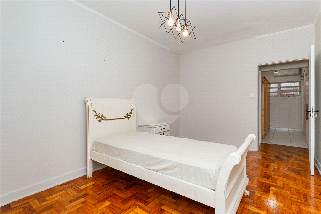 APARTAMENTO em JARDIM PAULISTA