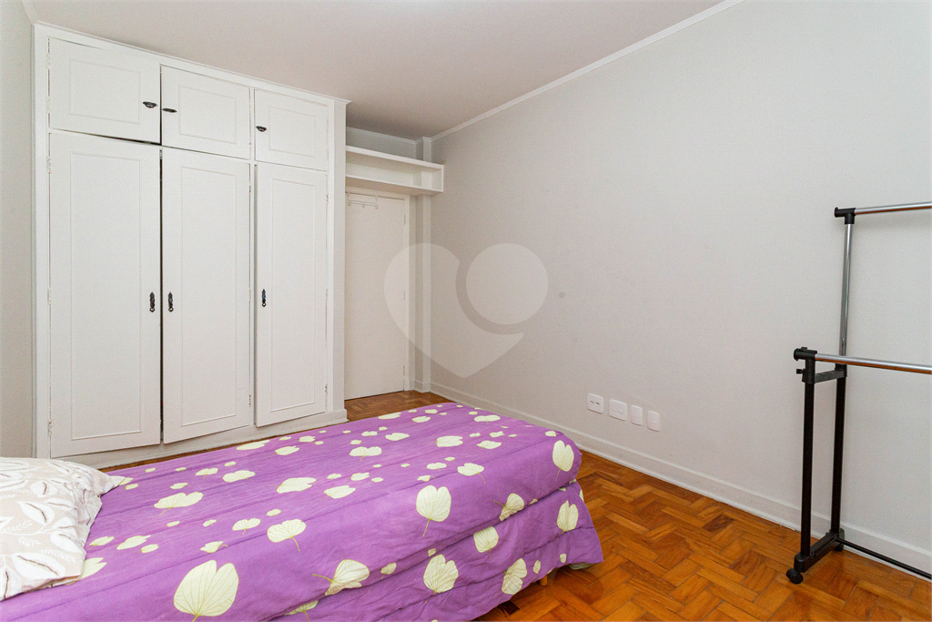 APARTAMENTO em JARDIM PAULISTA