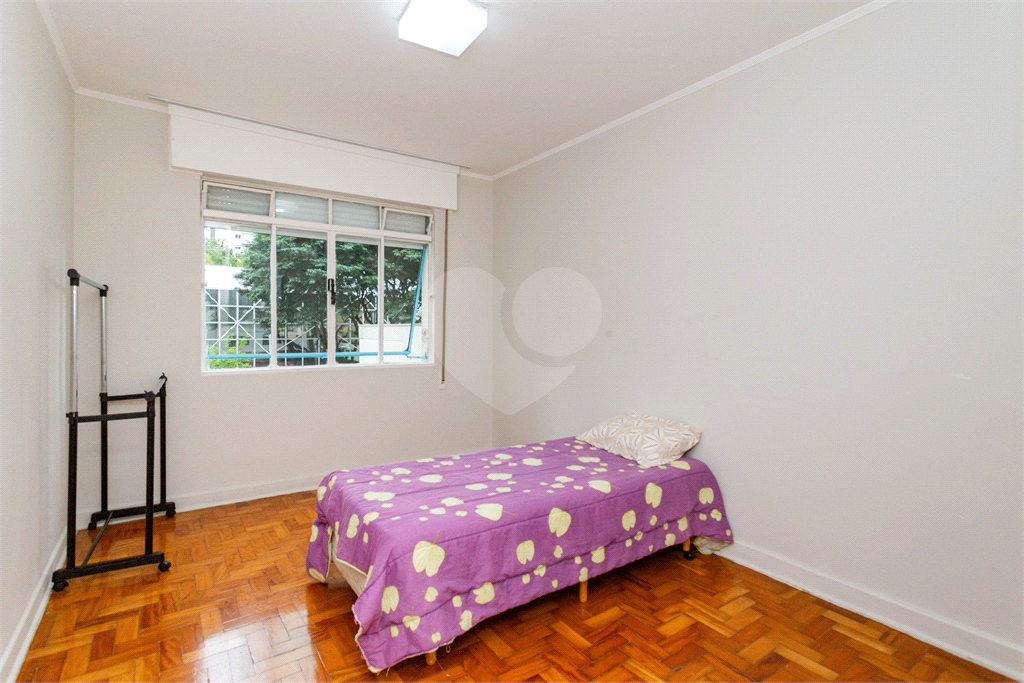 APARTAMENTO em JARDIM PAULISTA