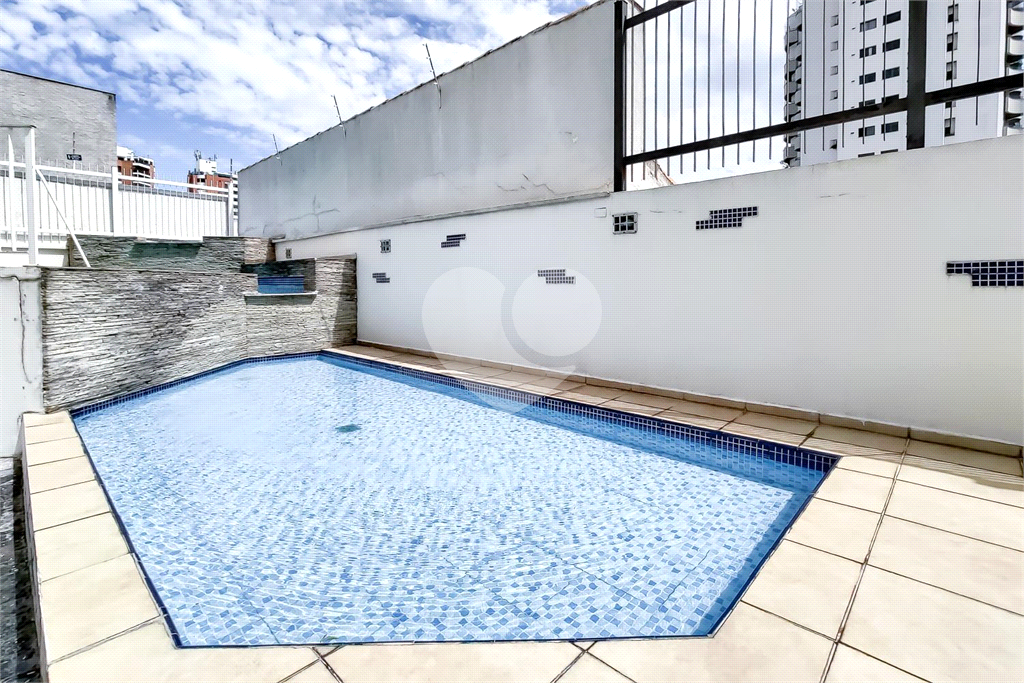 APARTAMENTO em CAMPO BELO