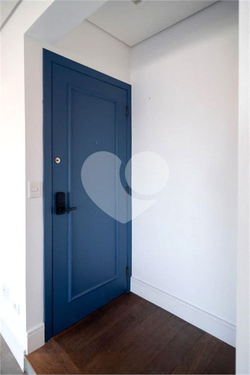APARTAMENTO em CAMPO BELO