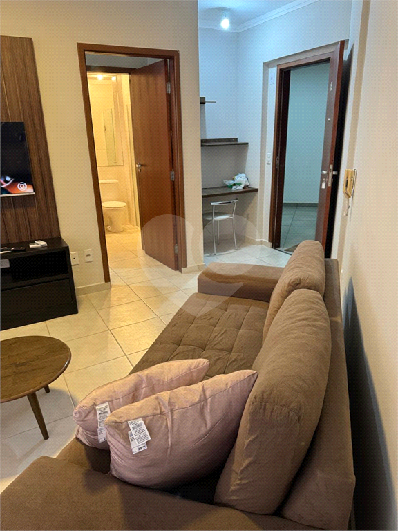 Apartamento para alugar com 1 quarto, 42m² - Foto 6