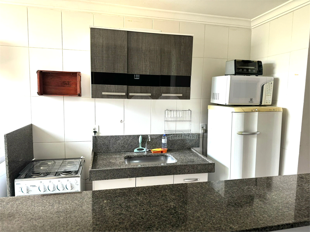 Apartamento à venda com 2 quartos, 42m² - Foto 8