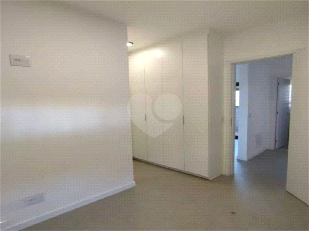 Apartamento para alugar com 3 quartos, 78m² - Foto 8