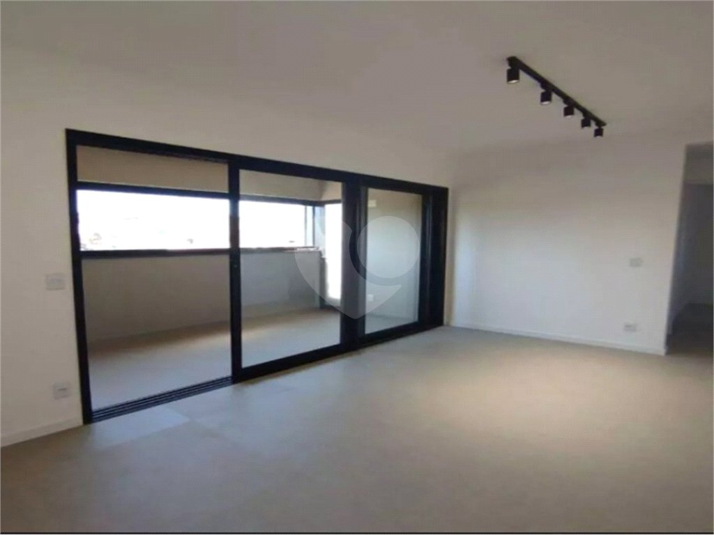 Apartamento para alugar com 3 quartos, 78m² - Foto 17