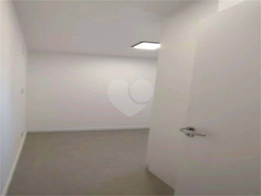 Apartamento para alugar com 3 quartos, 78m² - Foto 5