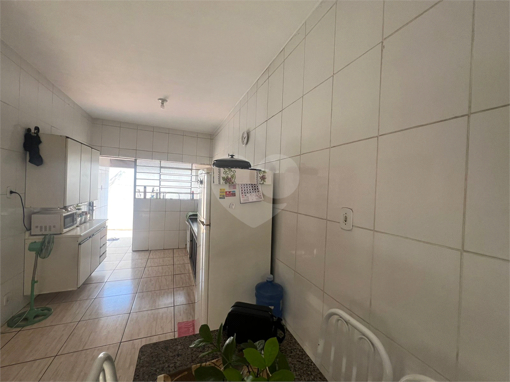 Casa à venda com 3 quartos, 94m² - Foto 4