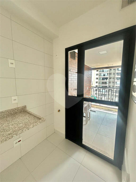 APARTAMENTO em SANTANA