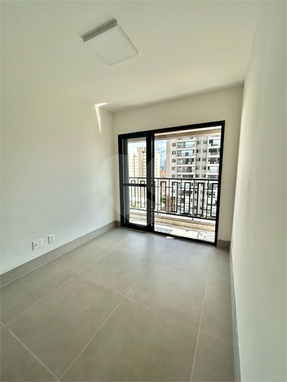 APARTAMENTO em SANTANA