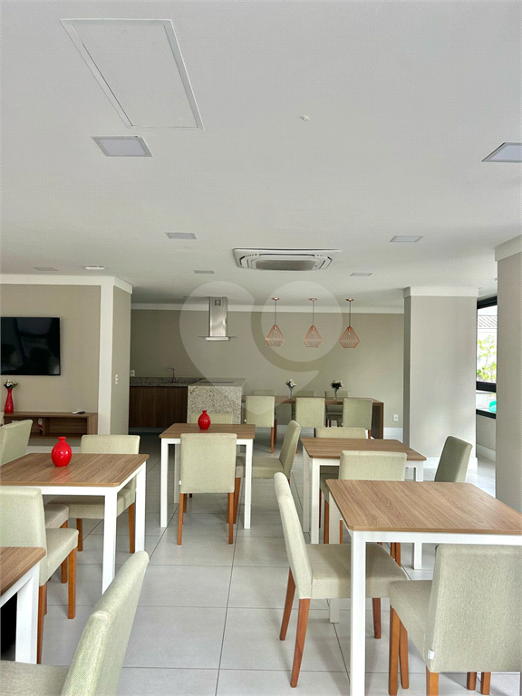 APARTAMENTO em SANTANA