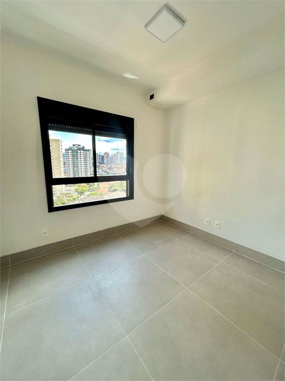 APARTAMENTO em SANTANA