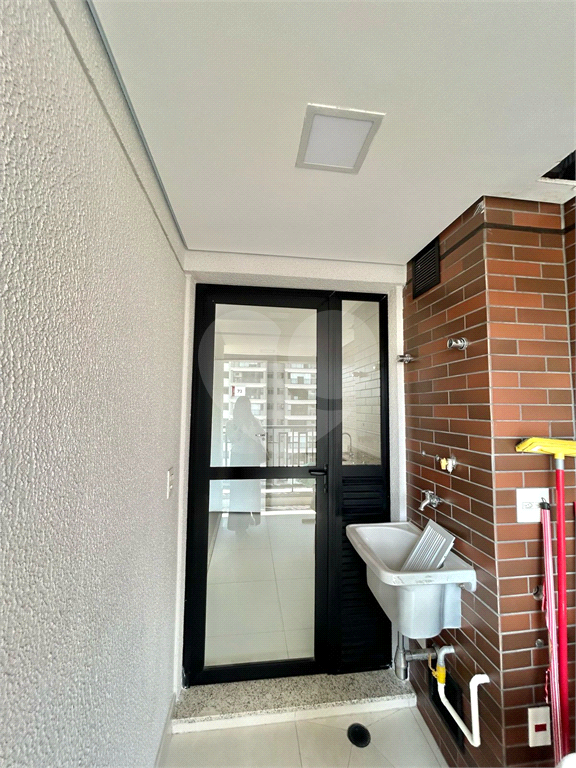 APARTAMENTO em SANTANA